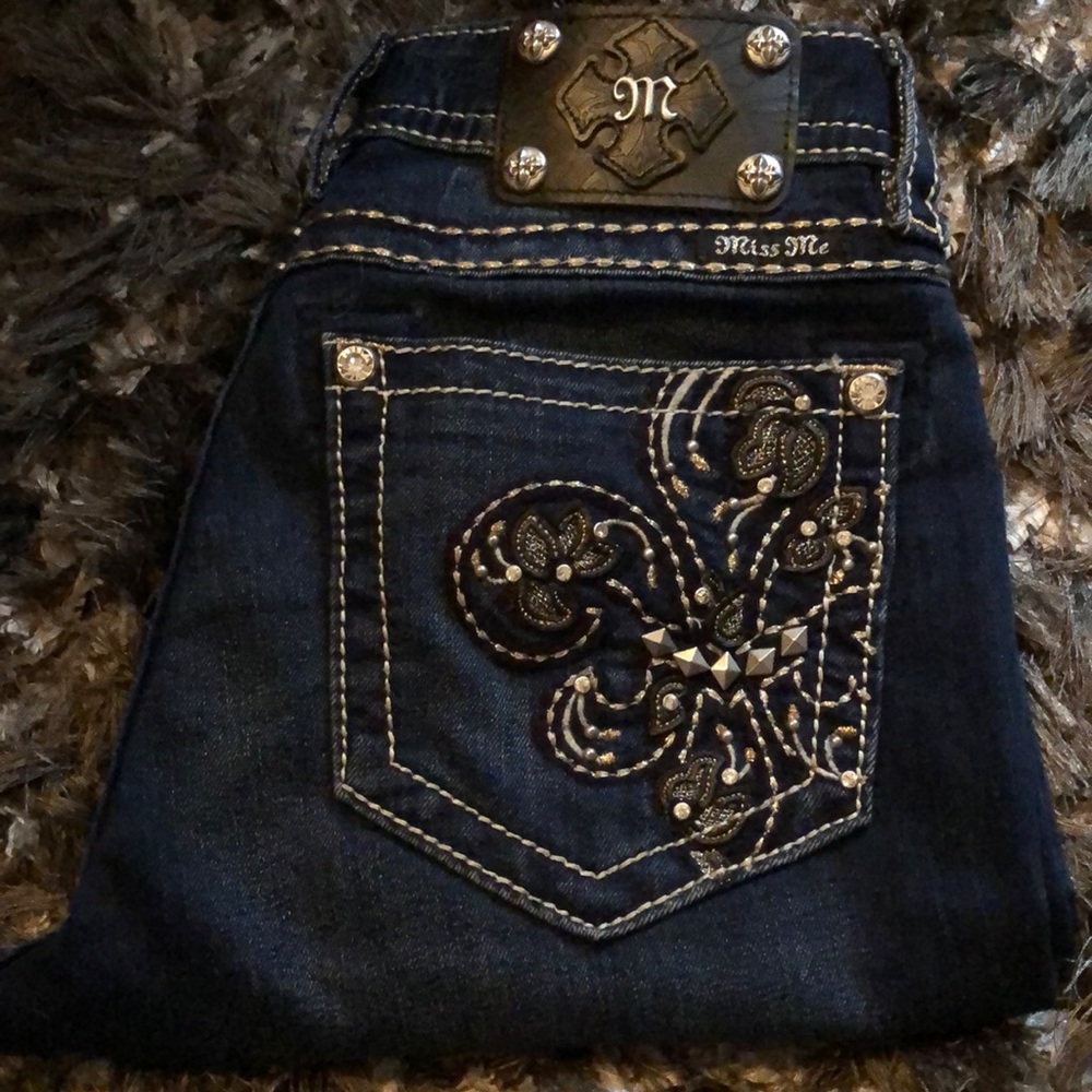 Miss Me denim jeans. Straight leg. Size 28.